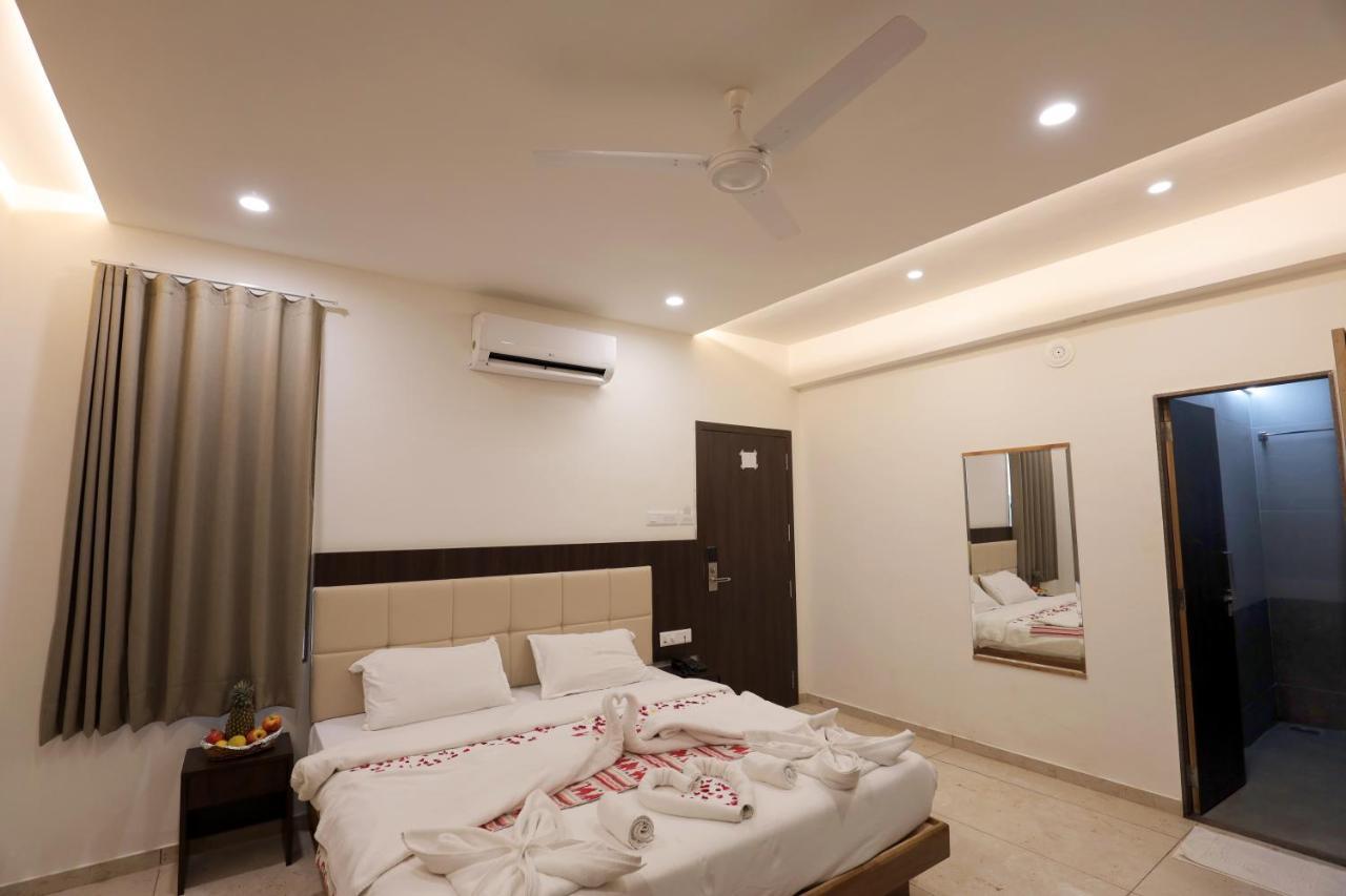 Leena Resort Garudeshwar Exterior photo