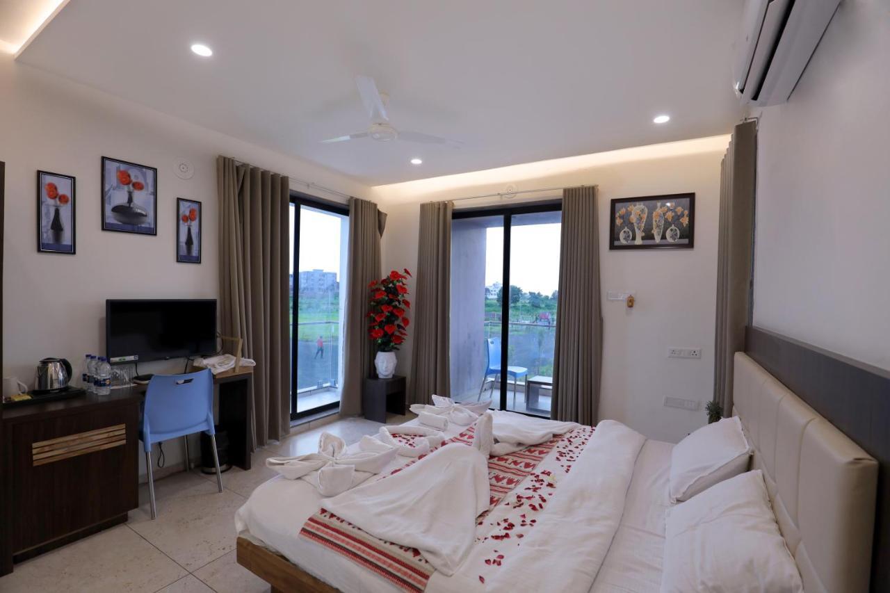 Leena Resort Garudeshwar Exterior photo